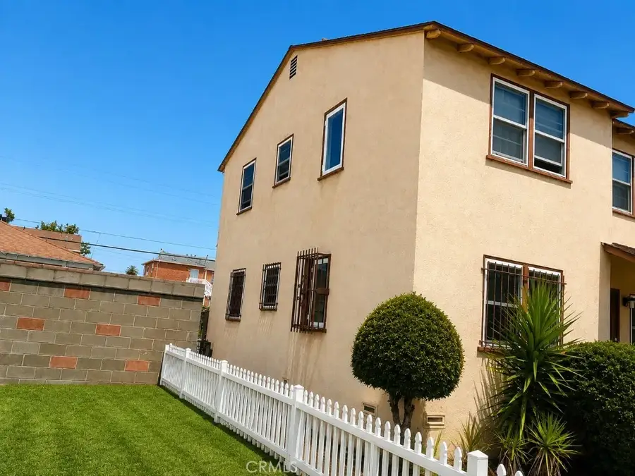 10200 S Wilton Place South, Los Angeles, CA 90047 - #2
