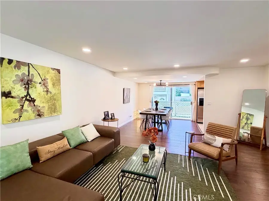 1421 12th Street #5, Manhattan Beach, CA 90266 - #2
