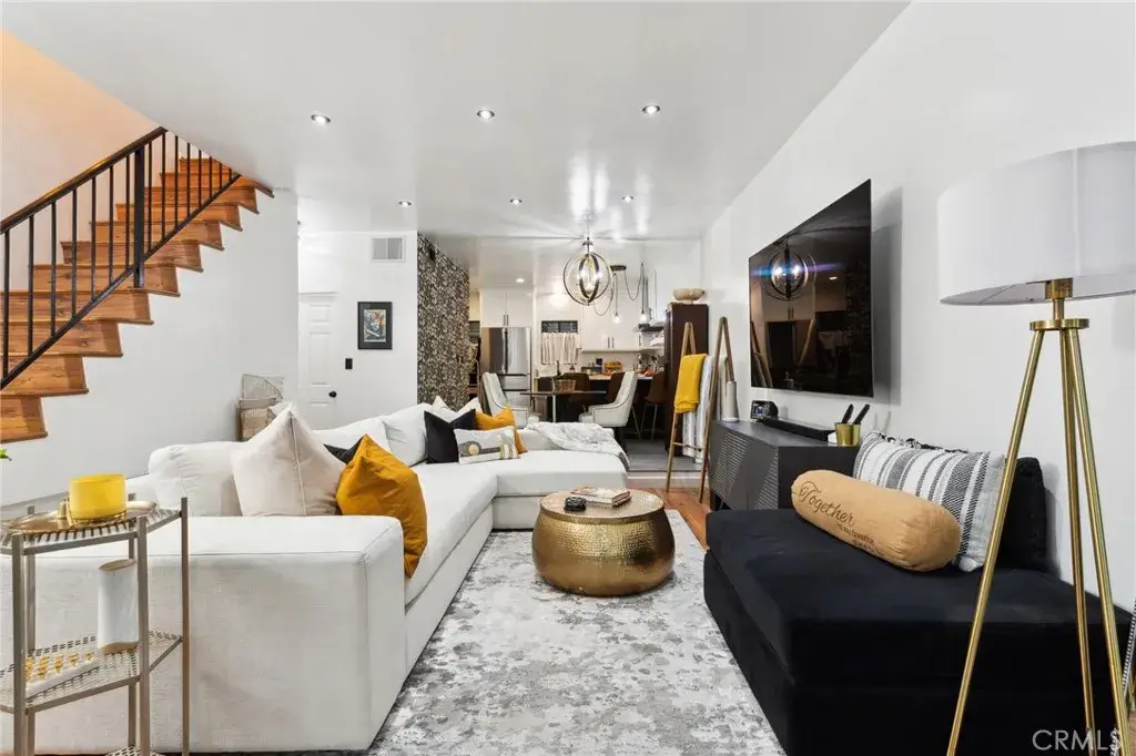 4260 Cedros #D, Sherman Oaks, CA 91403 - #1