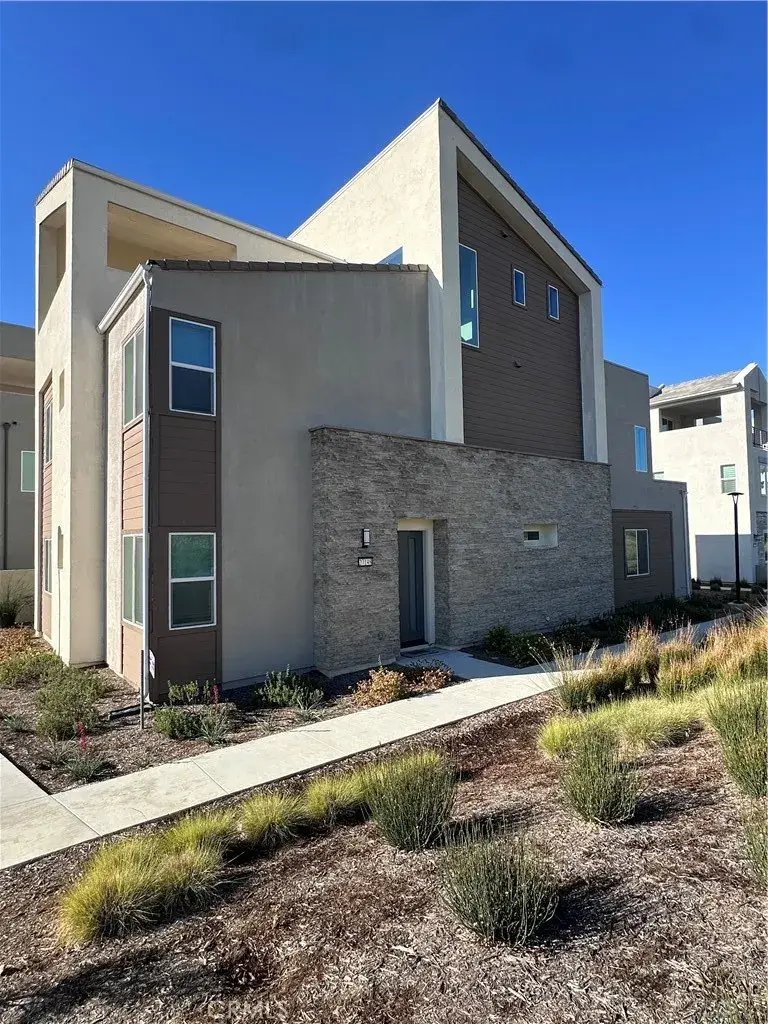 27148 Skyland, Valencia, CA 91381 - #2