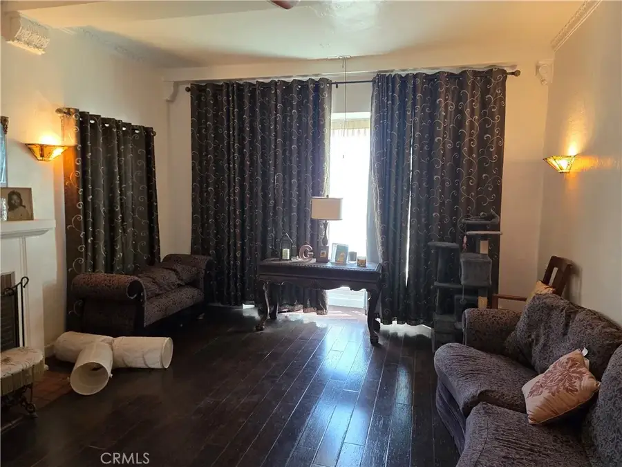 8215 S Mariposa, Los Angeles, CA 90044 - #3
