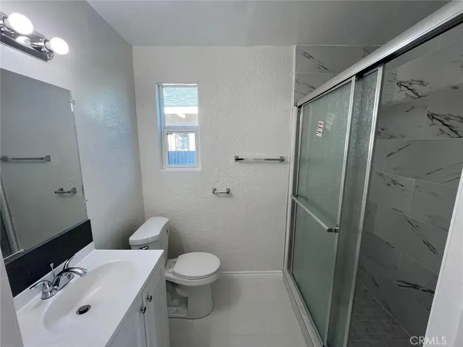 1110 W. 92nd Street, Los Angeles, CA 90044 - #2