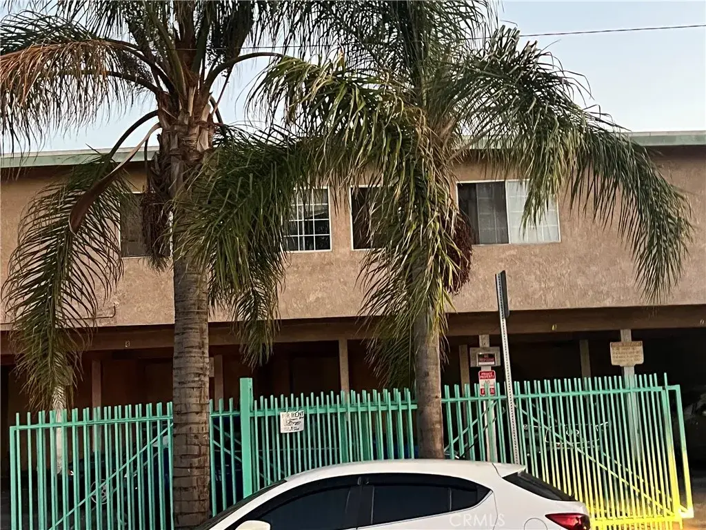 1038-W. 104th Street, Los Angeles, CA 90044 - #1