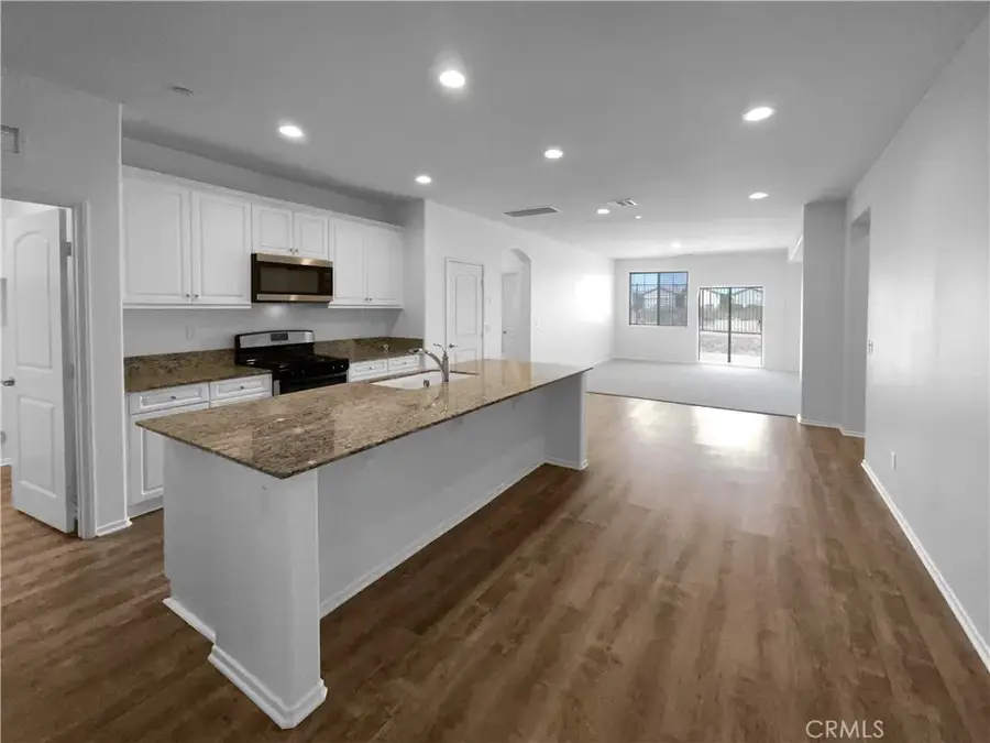 15134 Paseo Verde Place, Victorville, CA 92394 - Image #2
