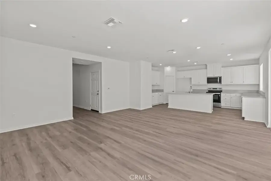 4746 Sicily Drive, Lake Elsinore, CA 92530 - Image #2