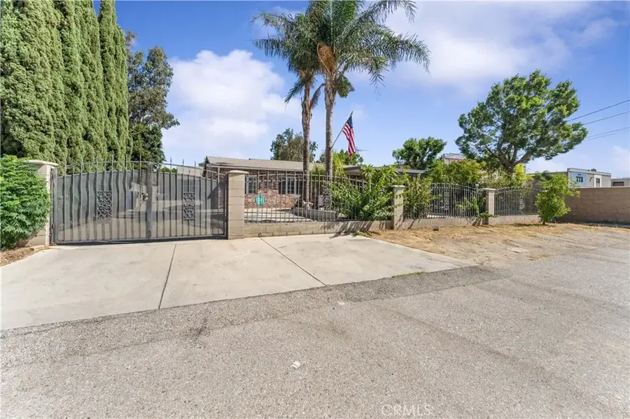 14582 El Molino Street, Fontana, CA 92335 - Image #2