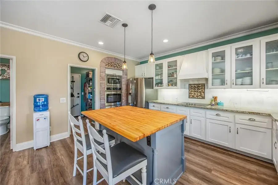 9318 Meadow Lane, Riverside, CA 92508 - Image #2