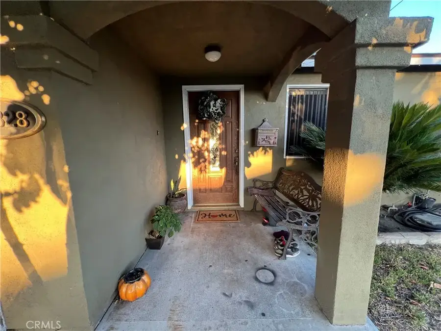 13828 Regentview Avenue, Bellflower, CA 90706 - Image #3