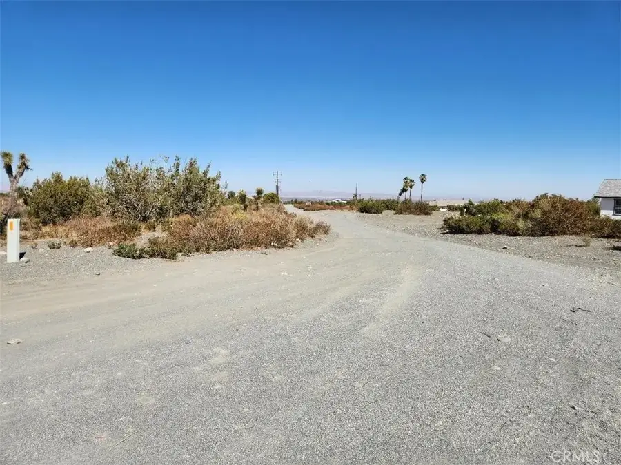 12 Cambria, Pinon Hills, CA 92372 - Image #3