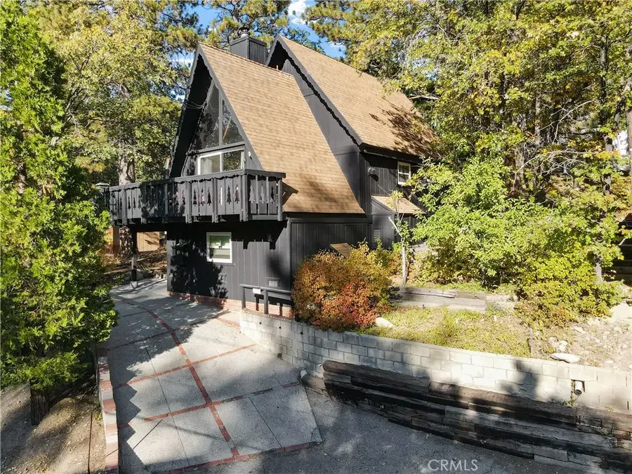 33020 Arrowbear Drive, Running Springs, CA 92382 - Image #2