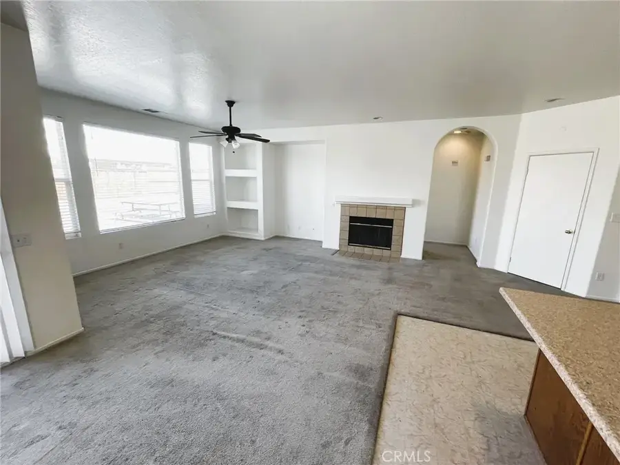 13224 Dixon, Victorville, CA 92392 - Image #3