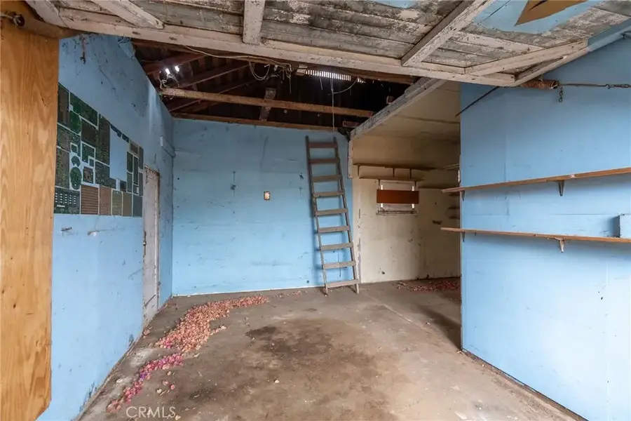 957 Center Street, Riverside, CA 92507 - Image #2