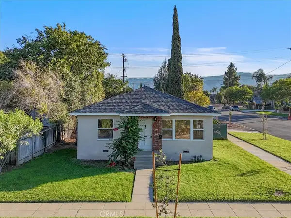 224 W Kendall, Corona, CA 92882