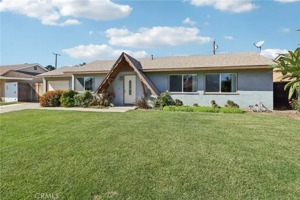 3212 Adelina, Norco, CA 92860 - Image #1