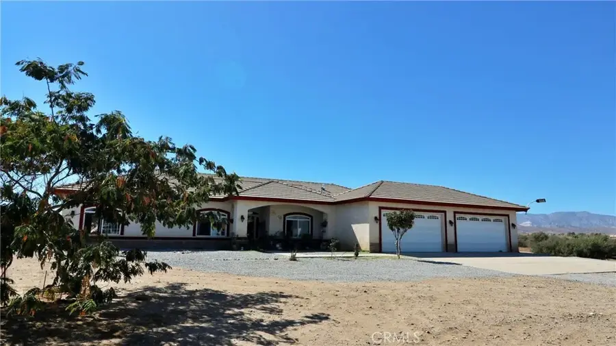 7445 Cedar, Phelan, CA 92371 - Image #3