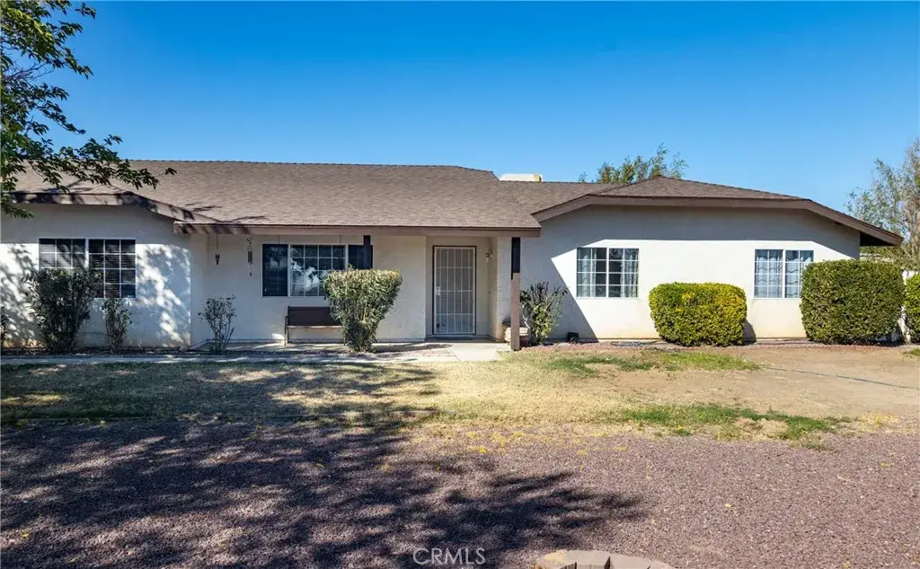 11090 Pinon, Hesperia, CA 92345 - Image #1