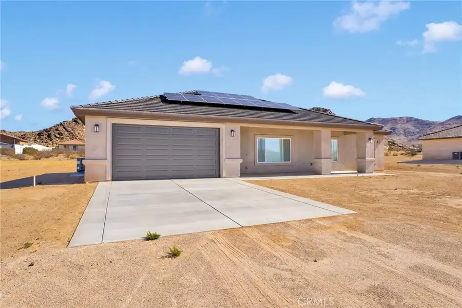 15575 Desert Star, Apple Valley, CA 92307 - Image #2