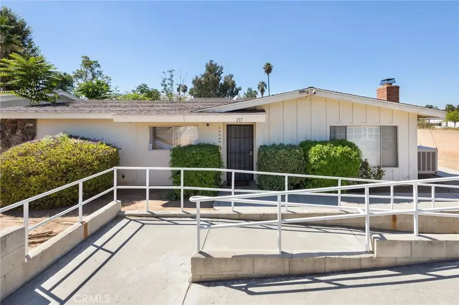 217 Judson, Redlands, CA 92374 - Image #2