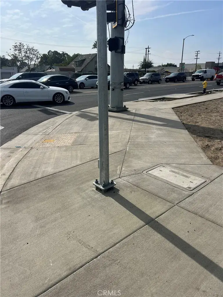 661 E Holt, Ontario, CA 91761 - Image #2