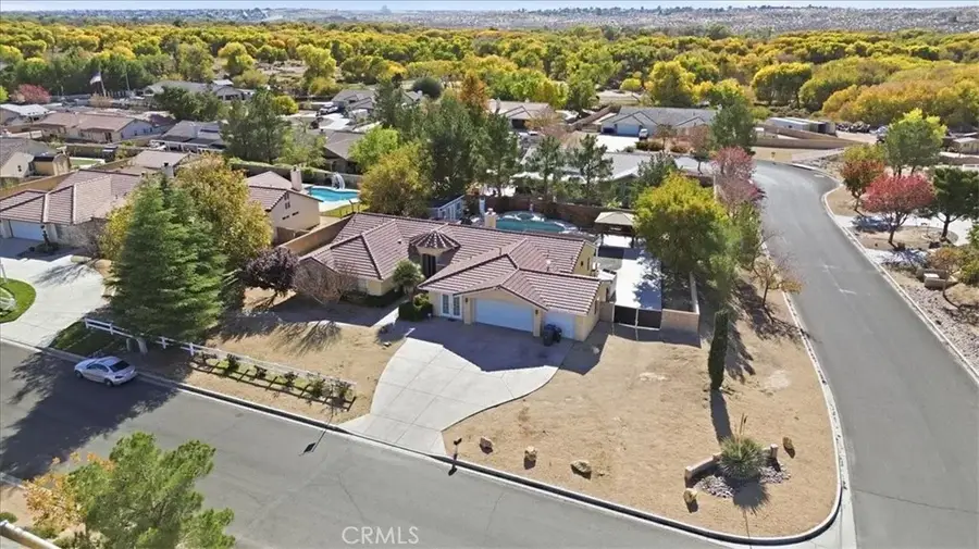 15358 Lookout, Apple Valley, CA 92307 - Image #2