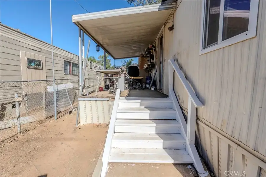 18340 Walnut Ave, Lake Elsinore, CA 92532 - Image #2
