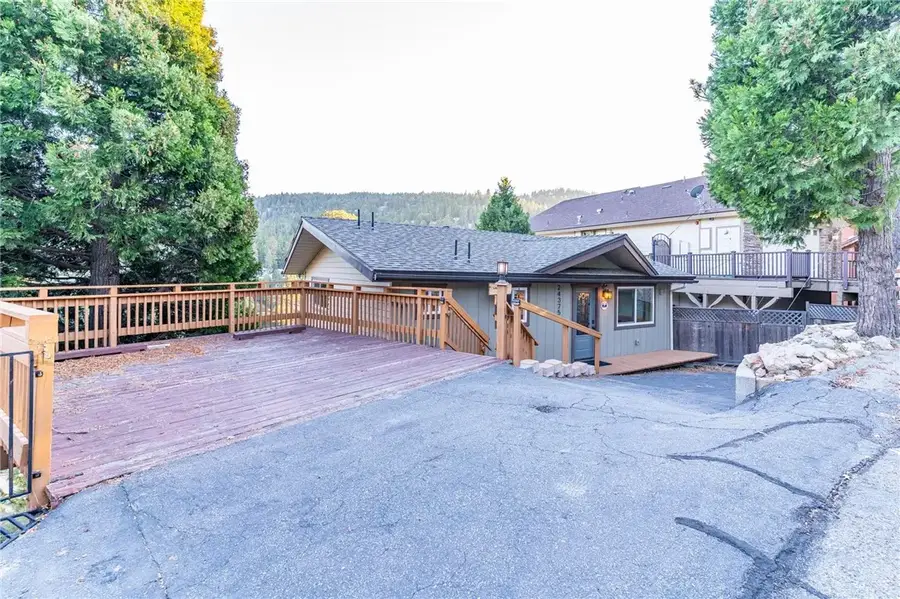 24375 Zurich Drive, Crestline, CA 92325 - Image #3