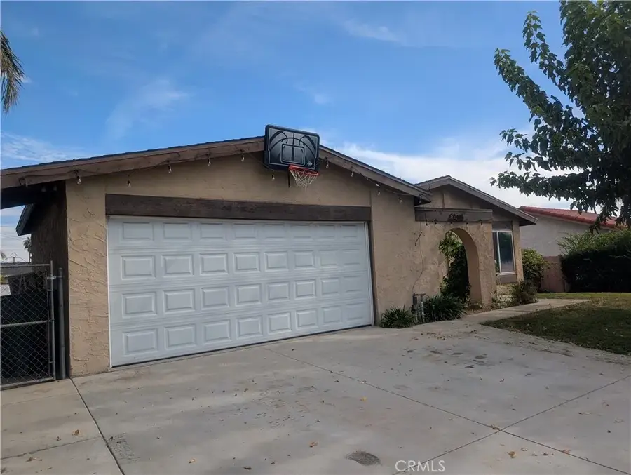 265 S Lamarr Street, Rialto, CA 92376 - Image #3