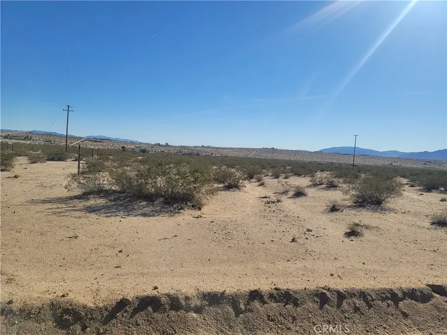 2255 Shooting Star, Twentynine Palms Yucca Valley, CA 92277 - Image #2