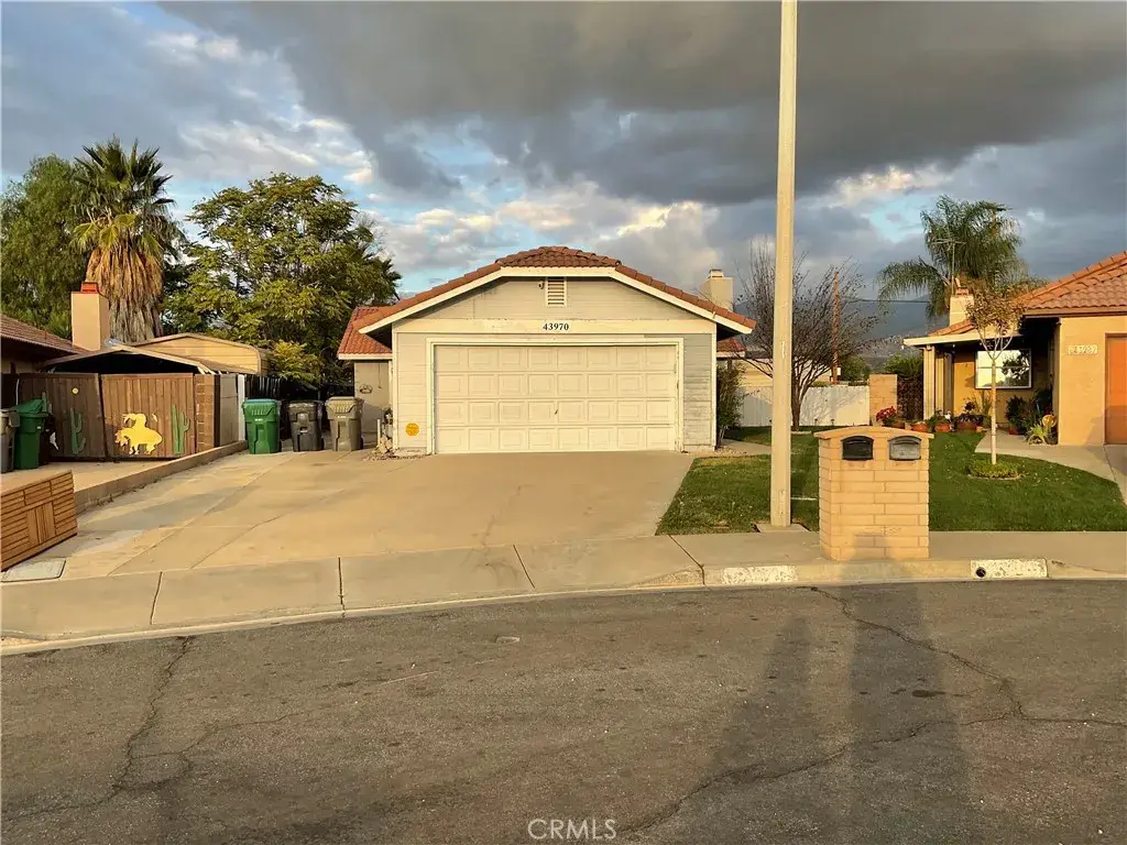 43970 Moonlighting, Hemet, CA 92544 - Image #1