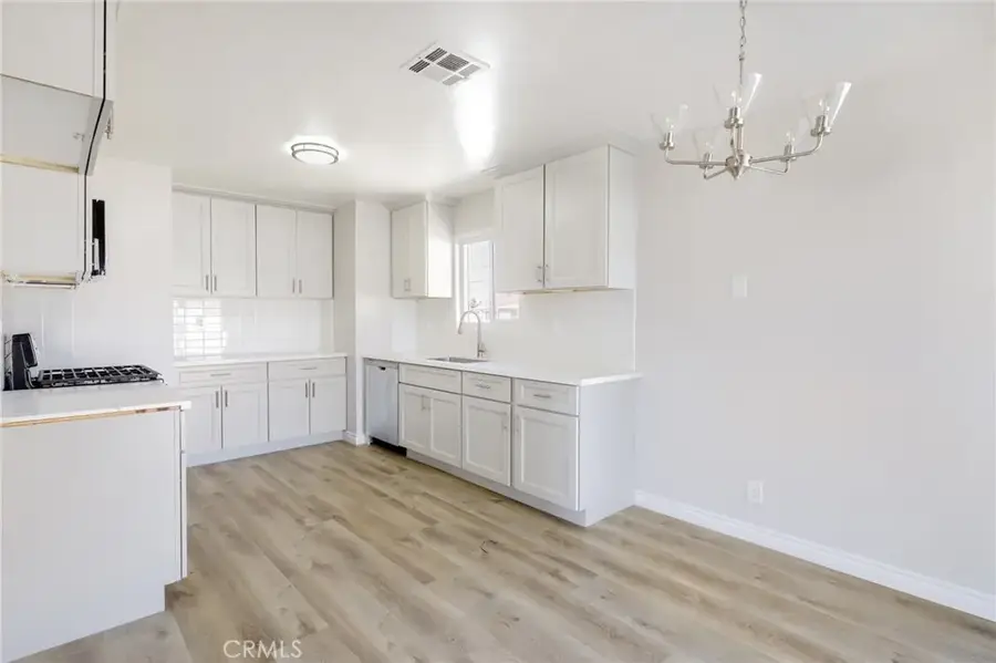 15808 Heatherdale, Victorville, CA 92394 - Image #2