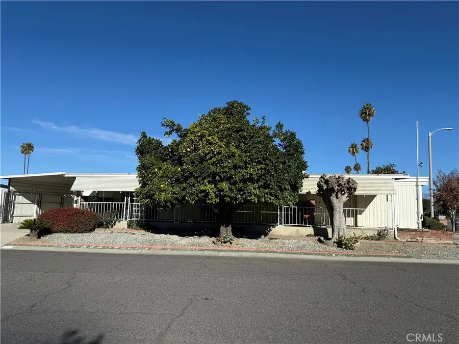 590 Santa Lucia, Hemet, CA 92543 - Image #2