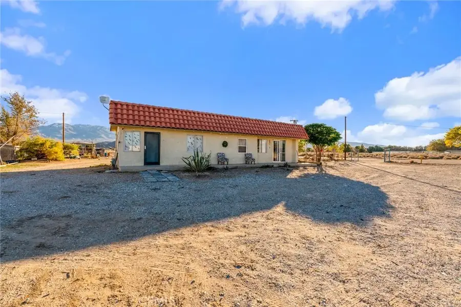 32111 State Highway 18, Lucerne Valley, CA 92356 - Image #2