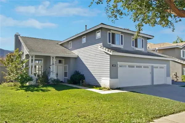 1072 Silvercreek Road, Corona, CA 92882