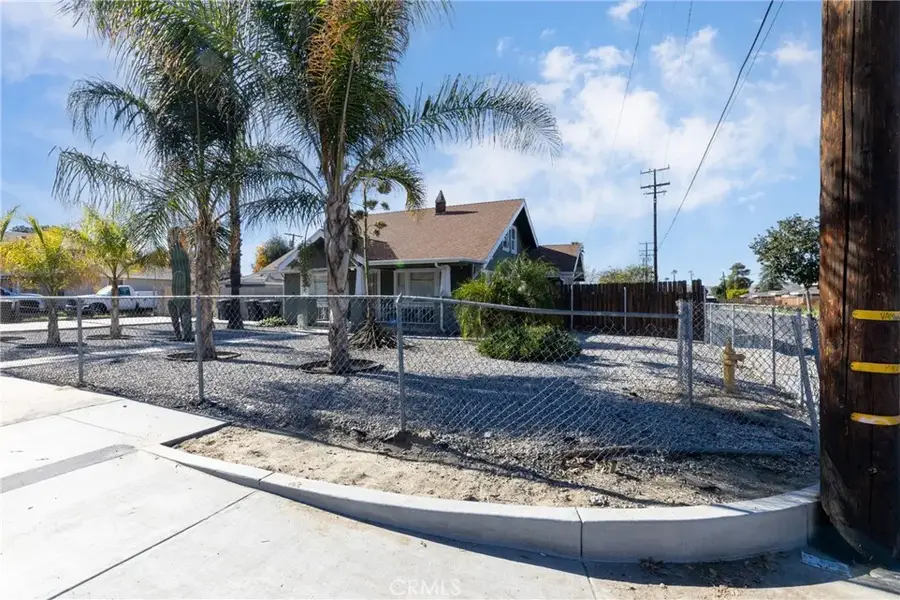 271 N Hamilton, Hemet, CA 92543 - Image #2