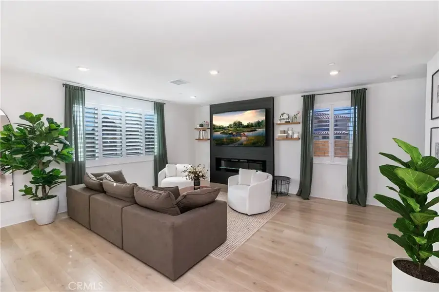 33015 Chiffon, Winchester, CA 92596 - Image #3