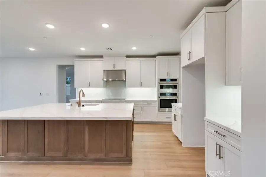 1701 Wren Avenue, Redlands, CA 92374 - #3