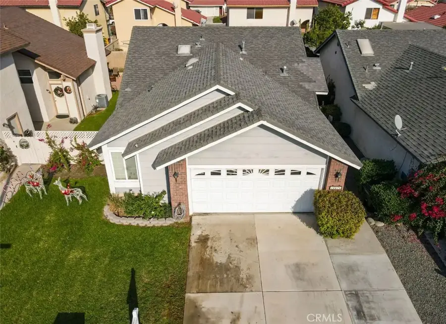 14476 Oak Knoll Court, Fontana, CA 92337 - Image #3