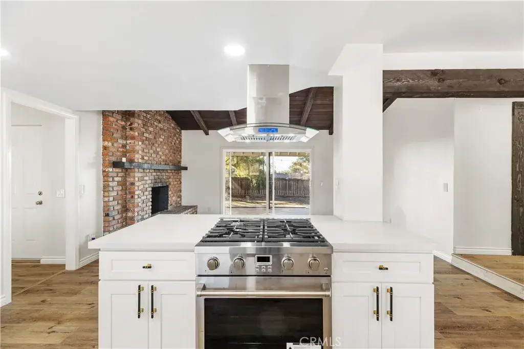 19125 Hupa Rd, Apple Valley, CA 92307 - Image #1