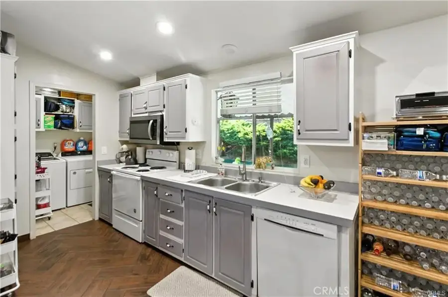 24425 Woolsey Canyon Road #132, Canoga Park, CA 91304 - Image #3