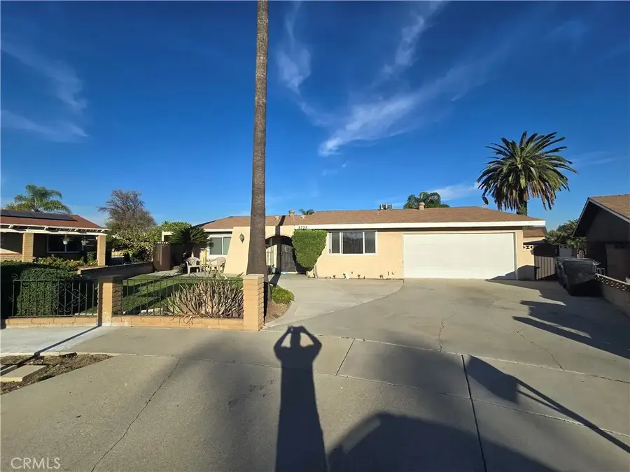 8725 Boxwood Ct, Fontana, CA 92335 - #3