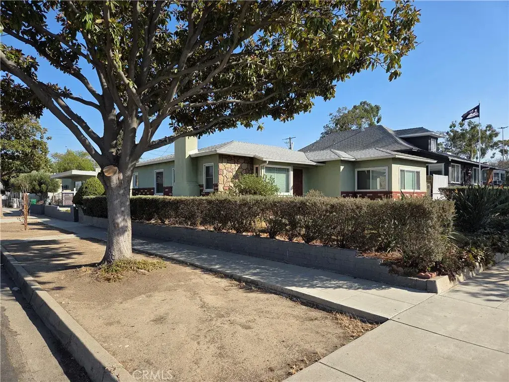 501 S Victoria, Corona, CA 92879 - #1