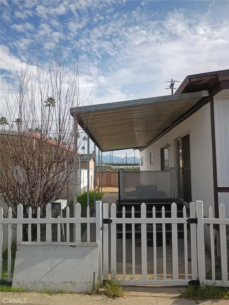 2250 W Mill #68, Colton, CA 92324 - Image #2