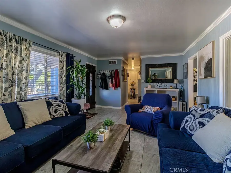 1255 W D, Ontario, CA 91762 - #3