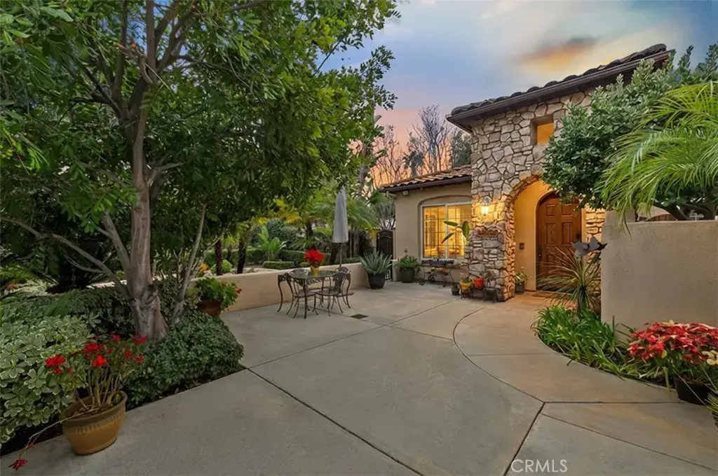 1062 Rancho Valencia, Riverside, CA 92508 - #1