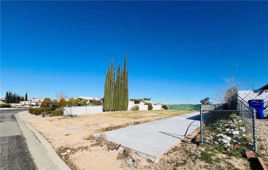 14005 Victoria, Victorville, CA 92395 - #2