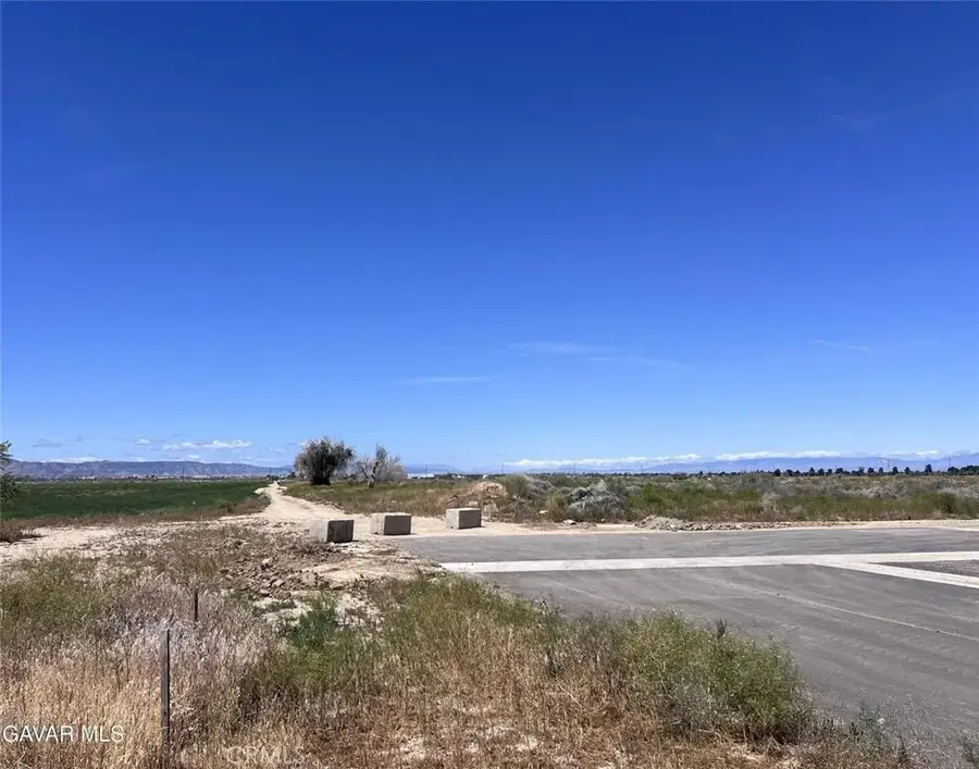 0 Ave L8 Vic 33 East, Lancaster, CA 93535 - #3