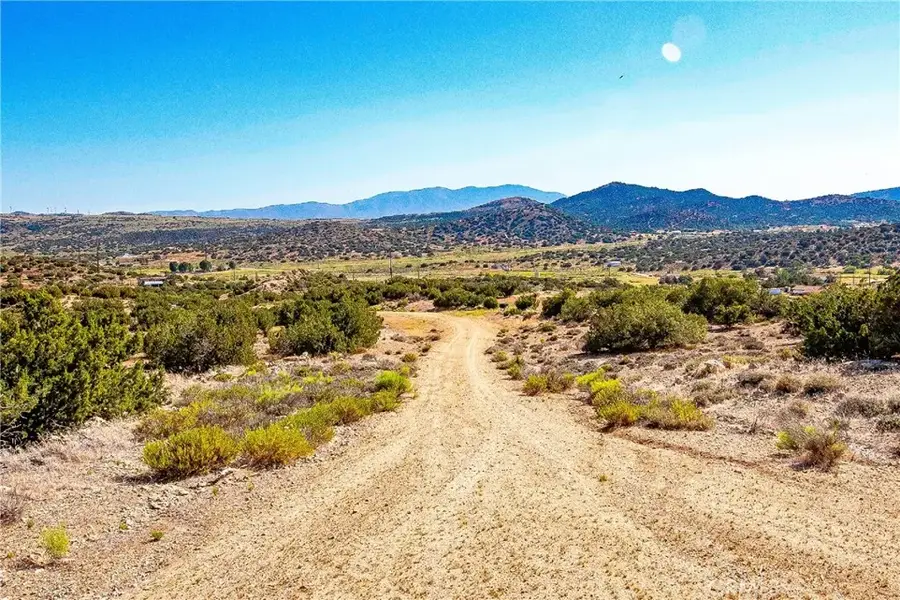 26000 Arabian, Tehachapi, CA 93561 - #2