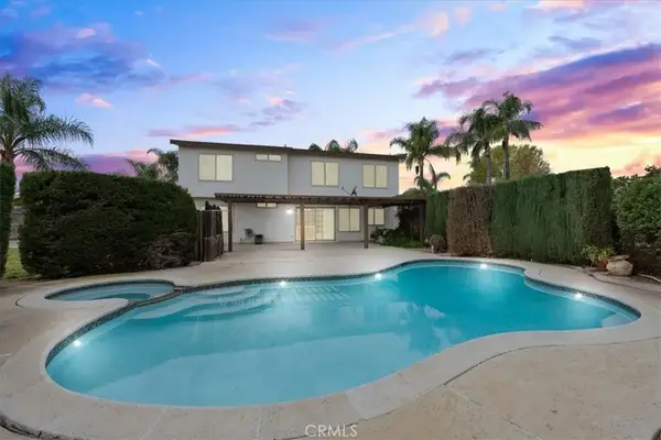 1121 Iris, Corona, CA 92882