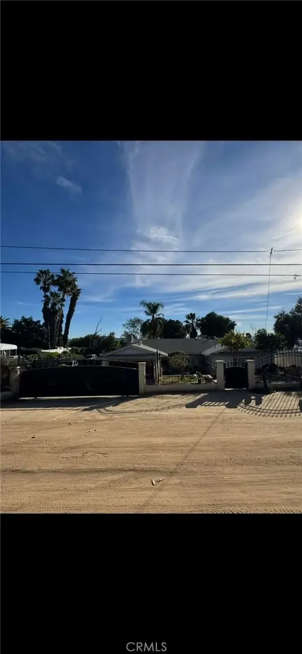 25325 Mountain Cliff Dr, Moreno Valley, CA 92557