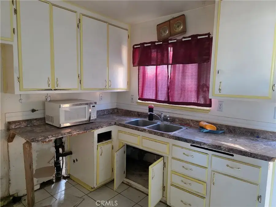 1836 Calico, Barstow, CA 92311 - Image #2